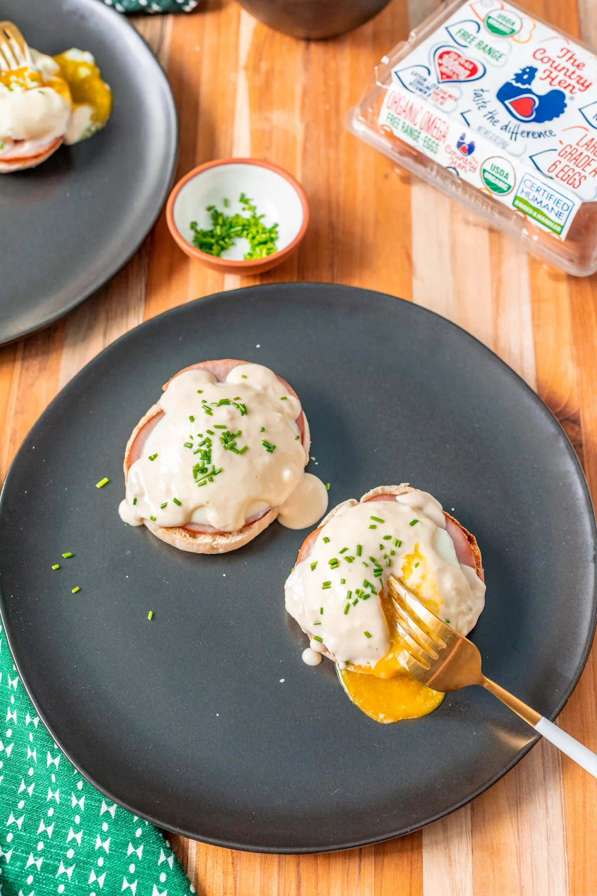 JHP_HV_EggsBene-9.jpg