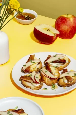 CMI Orchards crostini
