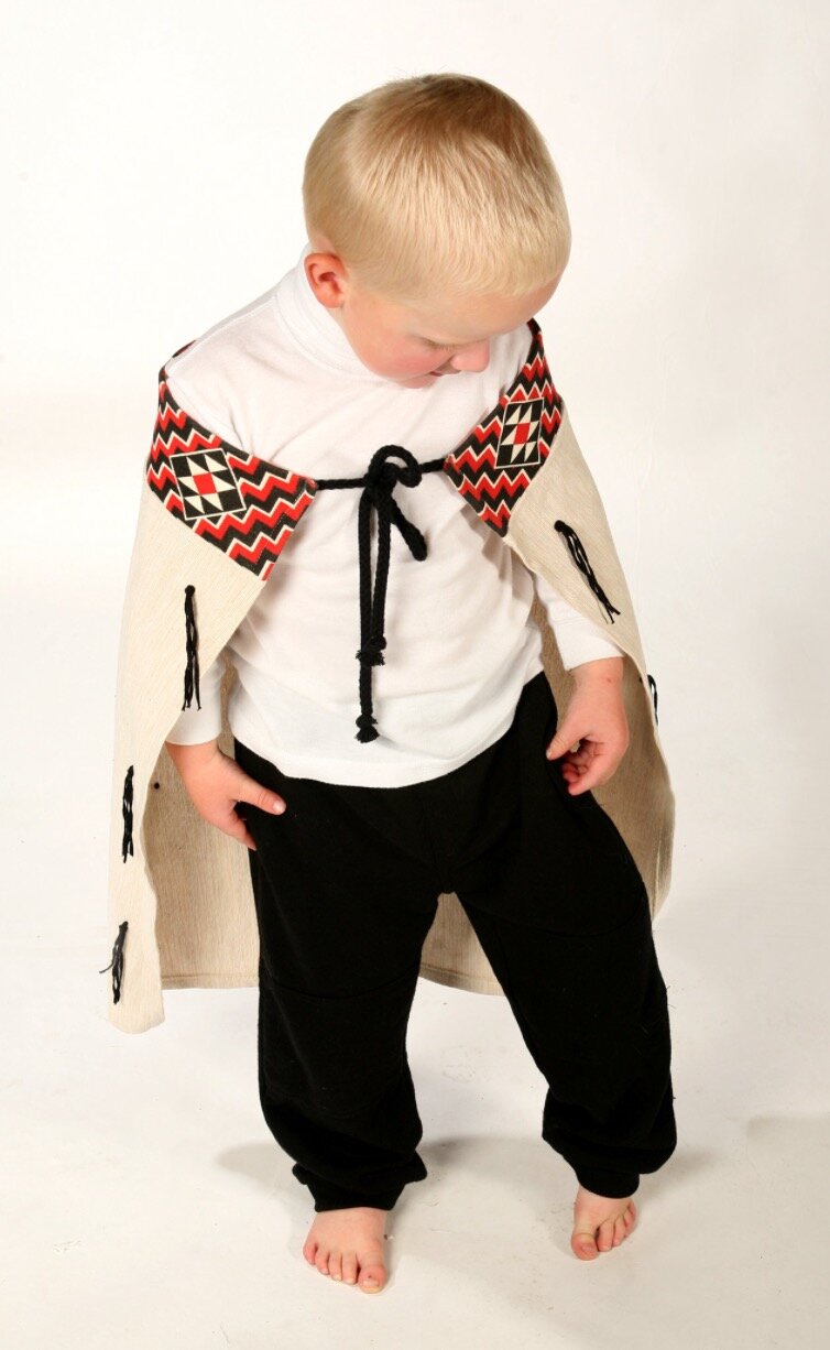 Korowai with Black Hukahuka