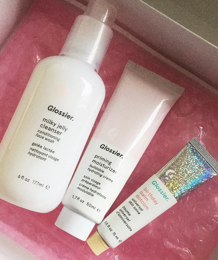 FIND: Glossier Girls Are The Prettiest