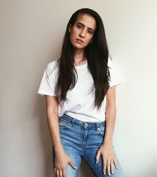 The Myth Behind Being An Extrovert & Why It's Okay To Do Nothing