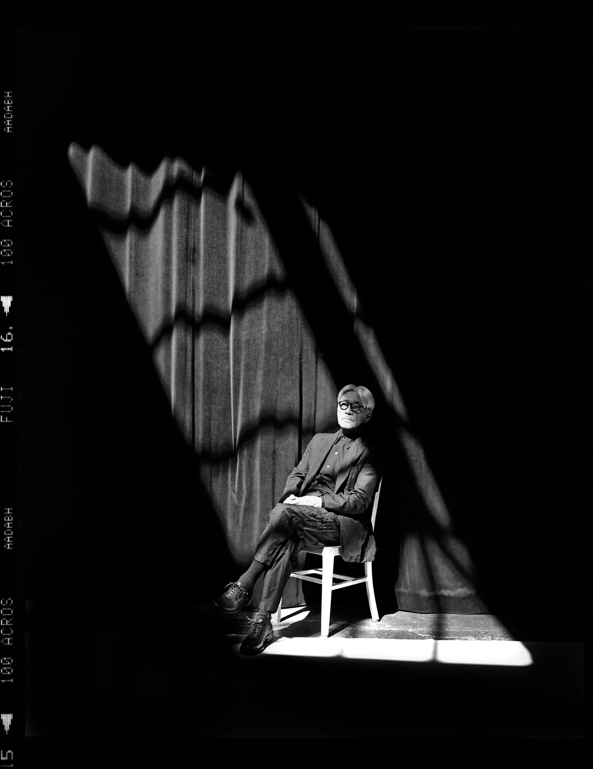 ryuichisakamoto-13.jpg