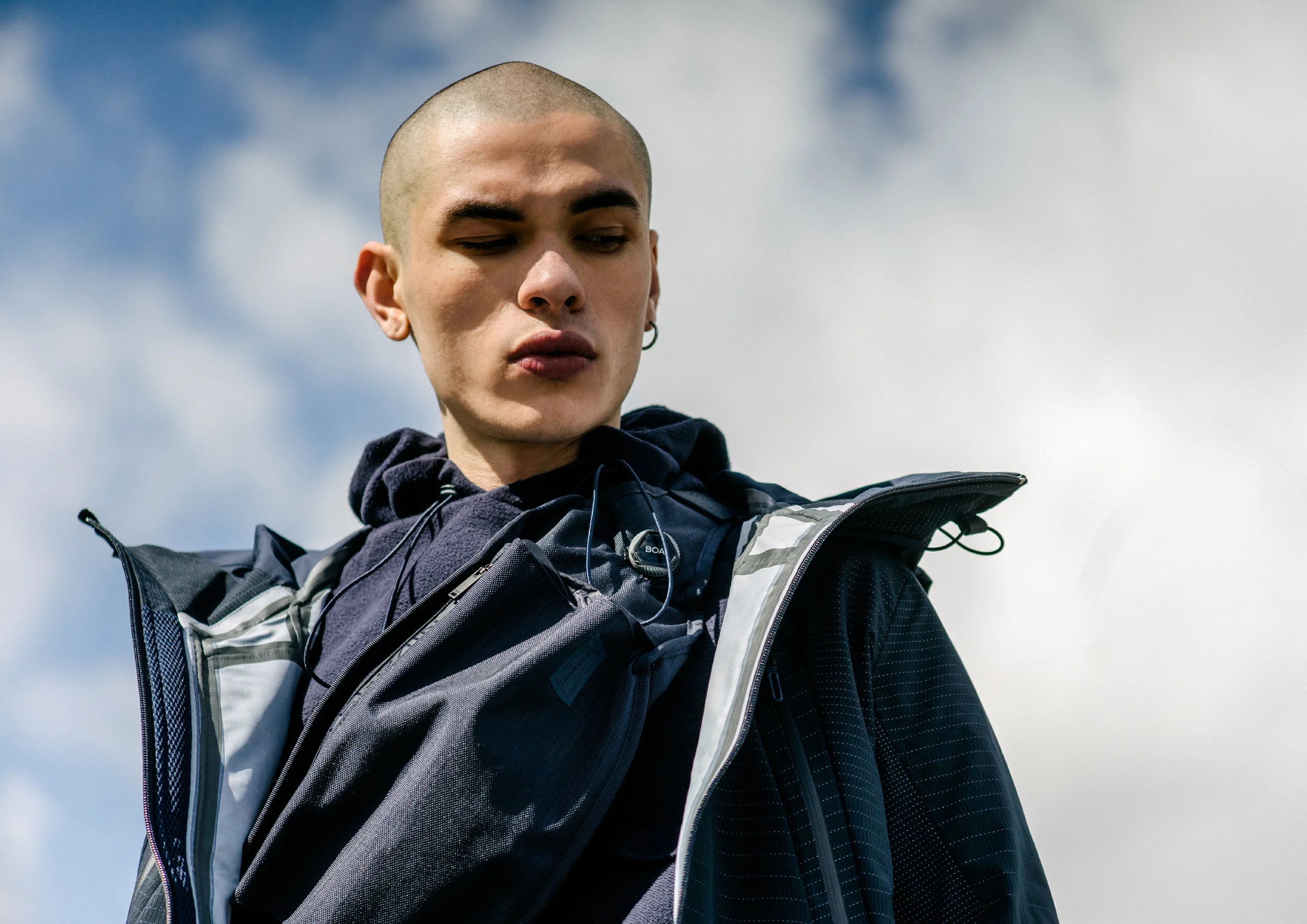 Descente_AW1911.jpg
