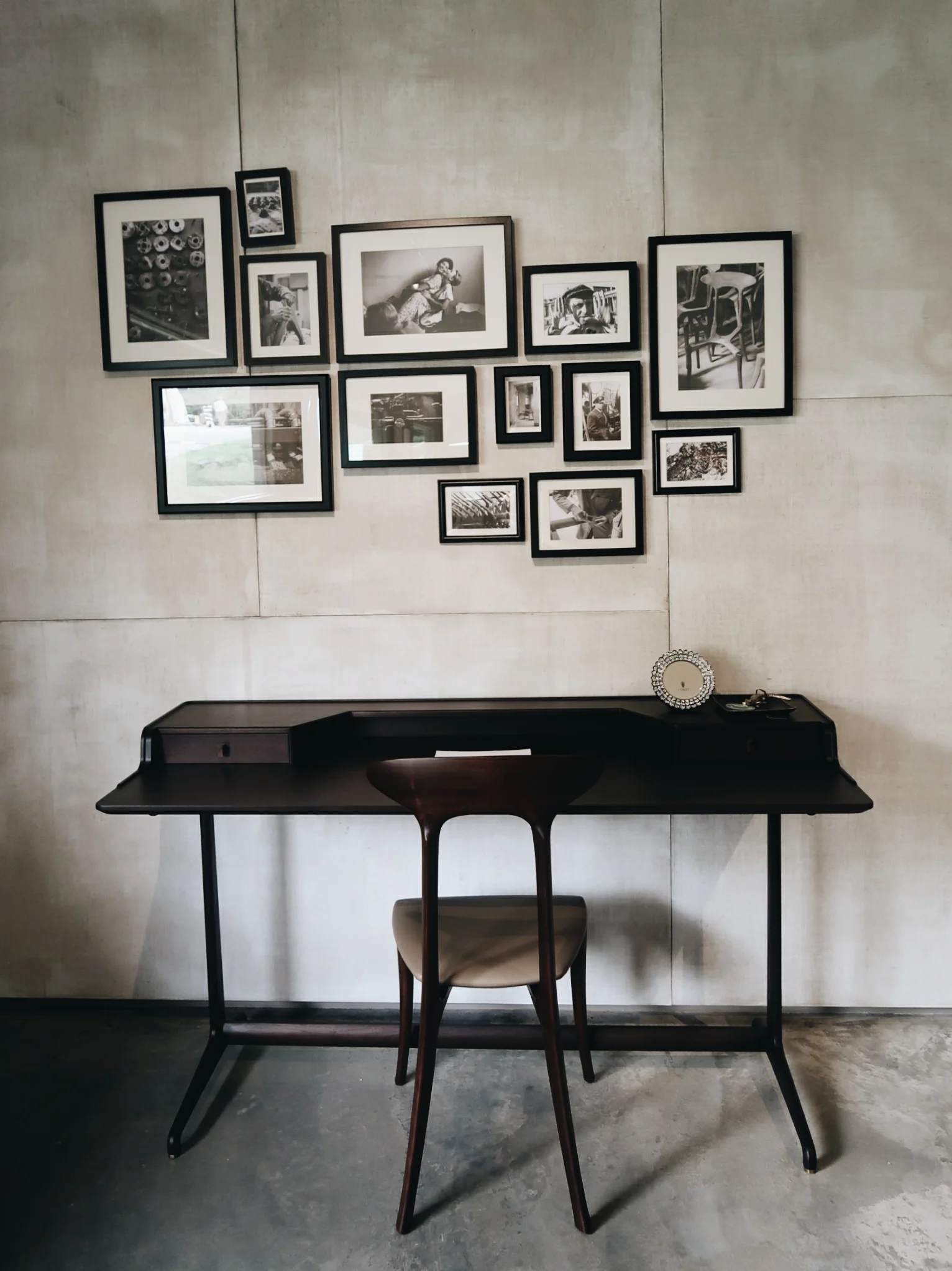 DON GIOVANNI SCRITTOIO DESK, Ma Belle chair