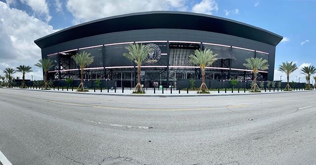Here&rsquo;s a look at one of the @intermiamicf stadium entrances⚽️🙌🏽🌴 #orchidmanflorida #intermiamicf #palmtrees #miamilandscaping
