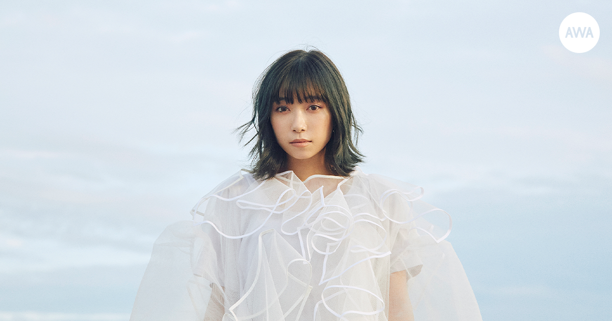 人気声優アーティスト「小林愛香」が “雨の日も悪くないなって思える曲”をテーマに「AWA」でプレイリストを公開