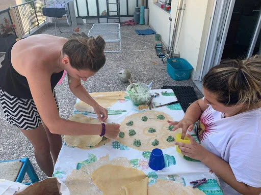  Making Italian food from scratch during the 14-day quarantine. 