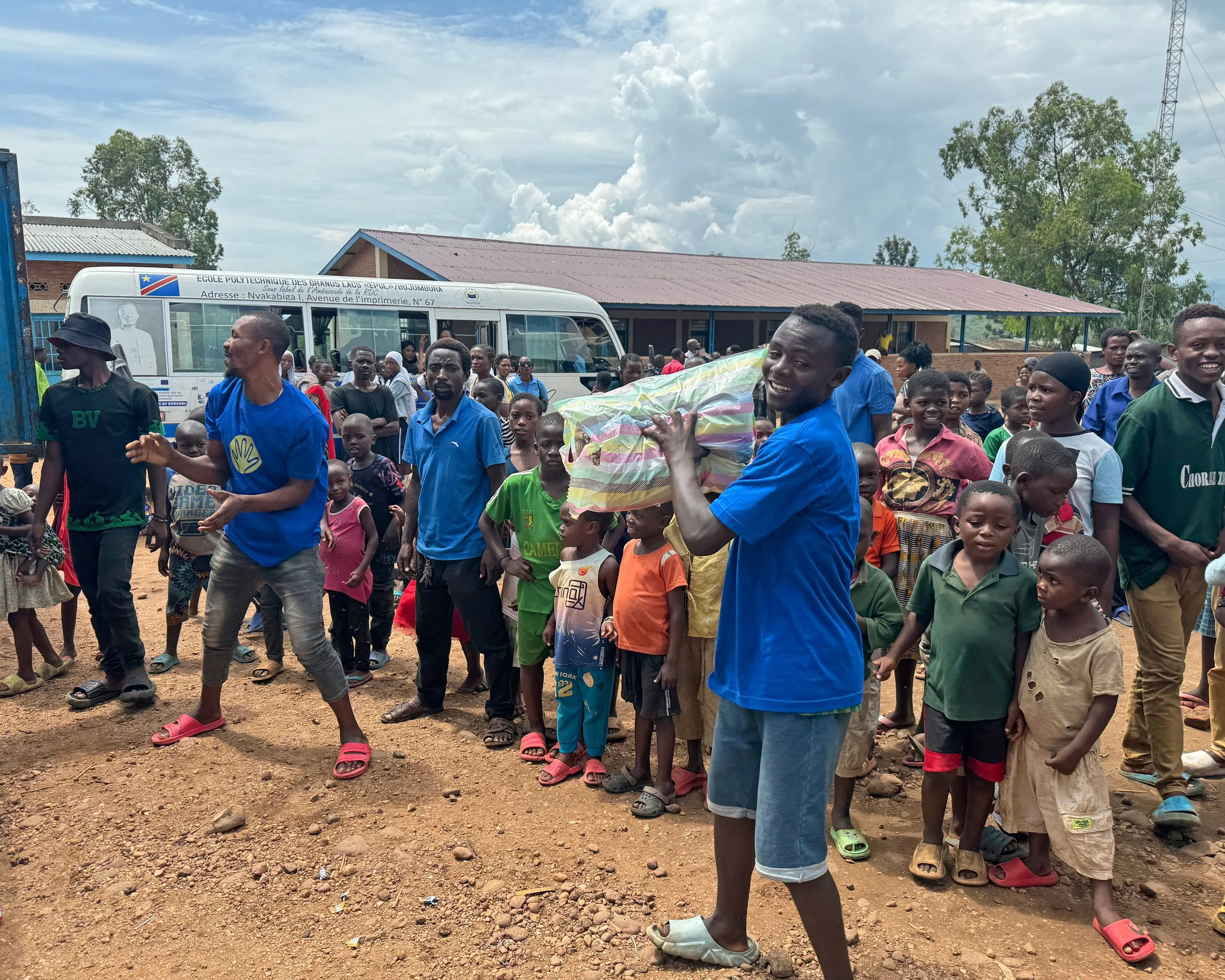 Our incredible team distributing aid. 