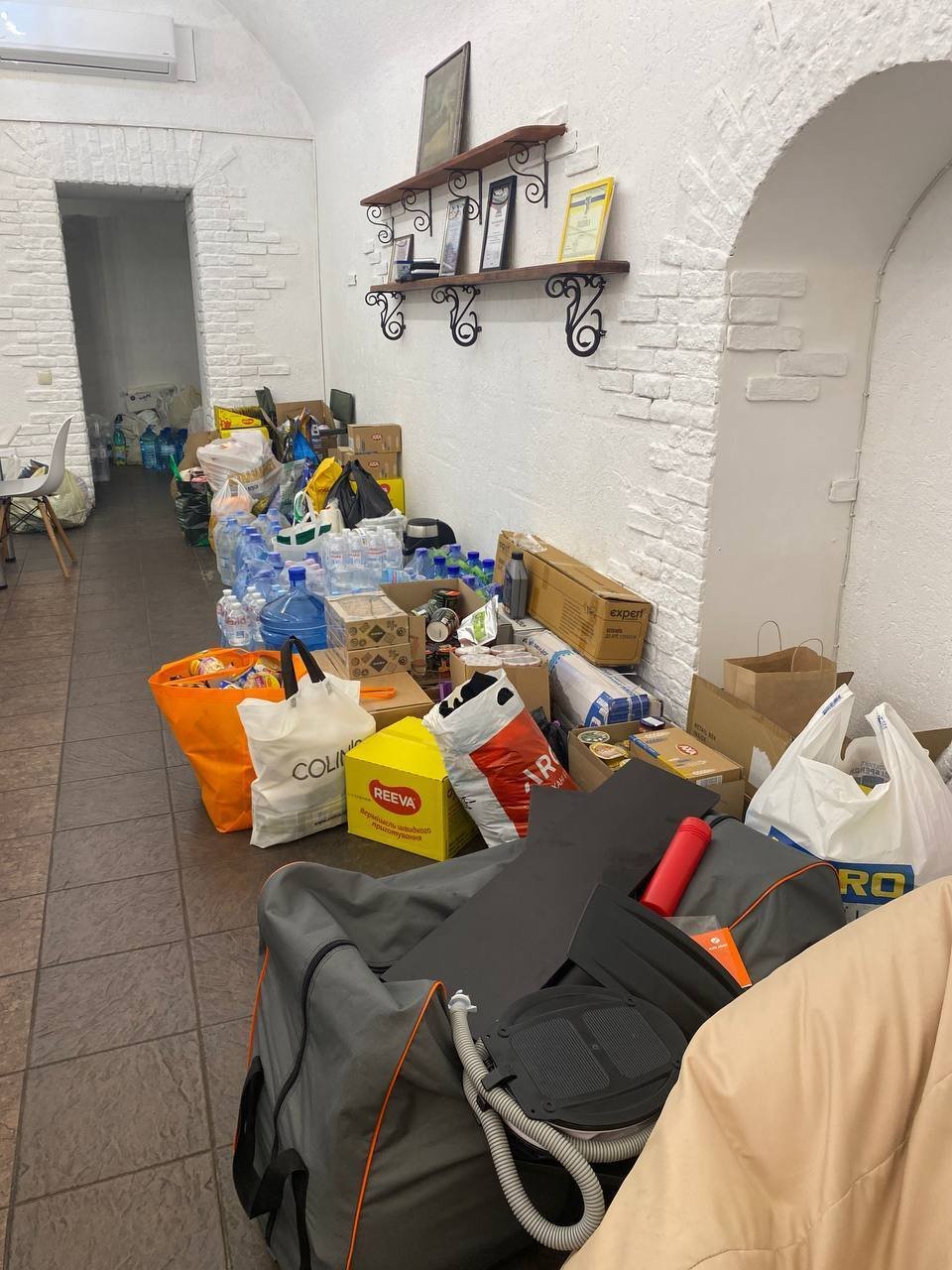  The NGO Hub in Kyiv became an emergency response center. 
