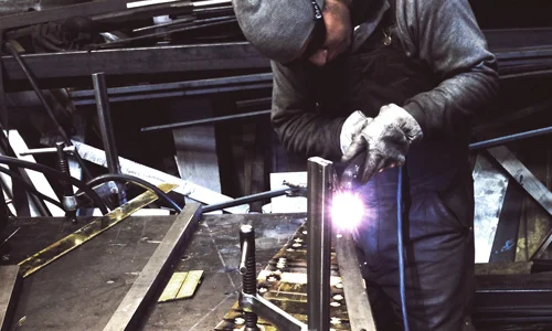 ArchitecturalFabricationStudio-Metalworkshop-MasterMaterialsNY212-465-1077.jpg