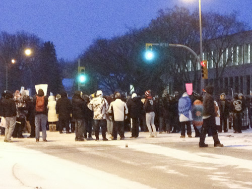 Idle No More demonstration at 18th and Victoria on Friday, January 11 (Holly Kalyniuk/The Quill)
