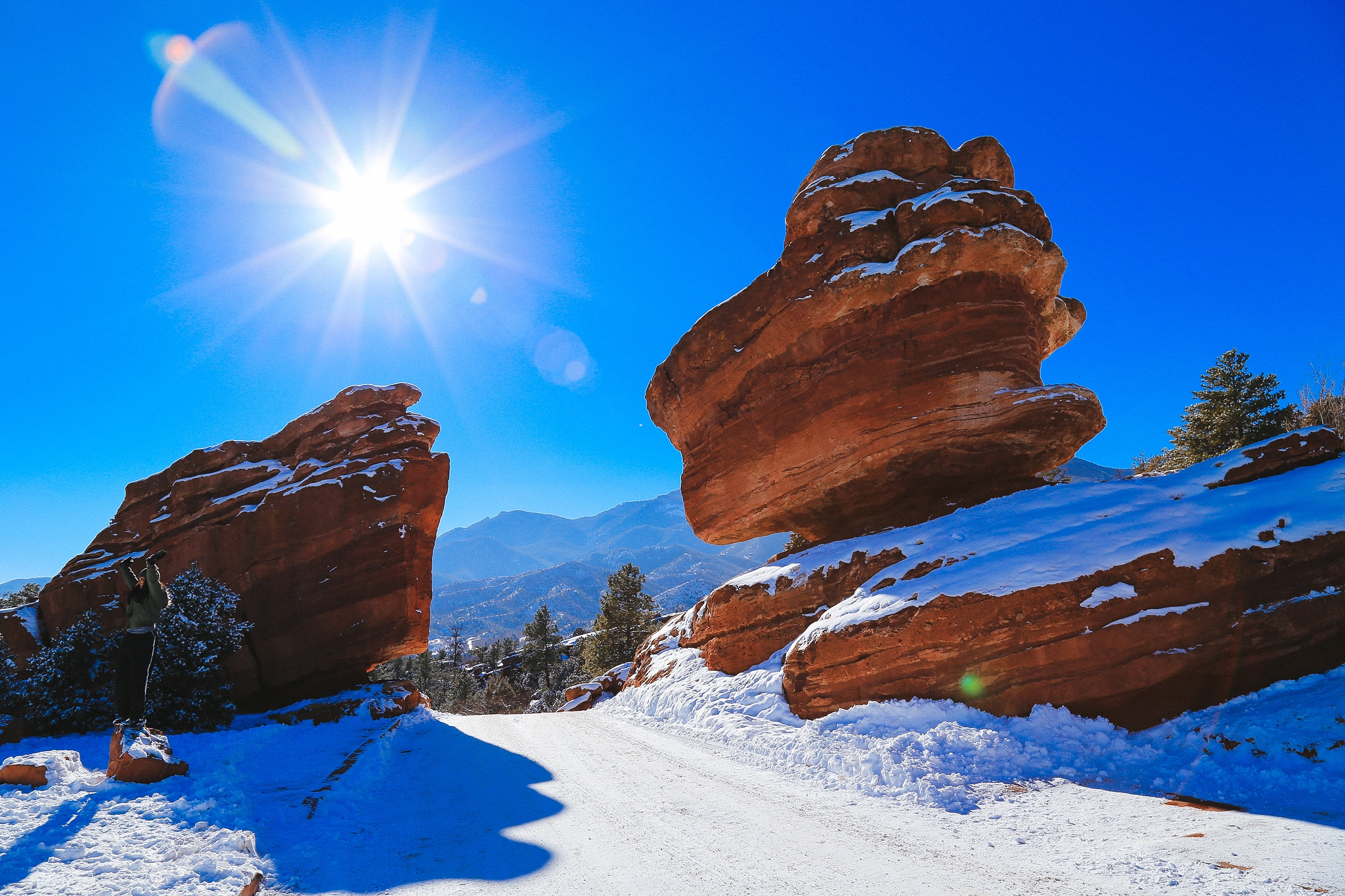 balancing rock. garden of the gods. colorado springs, co. 2016.