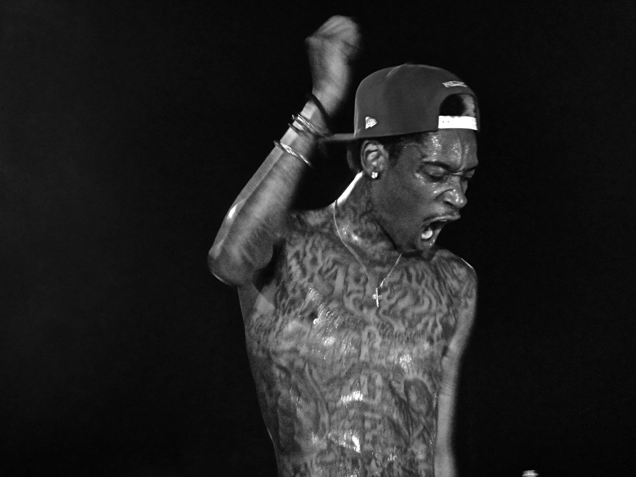 wiz khalifa. rolling papers tour. 2011