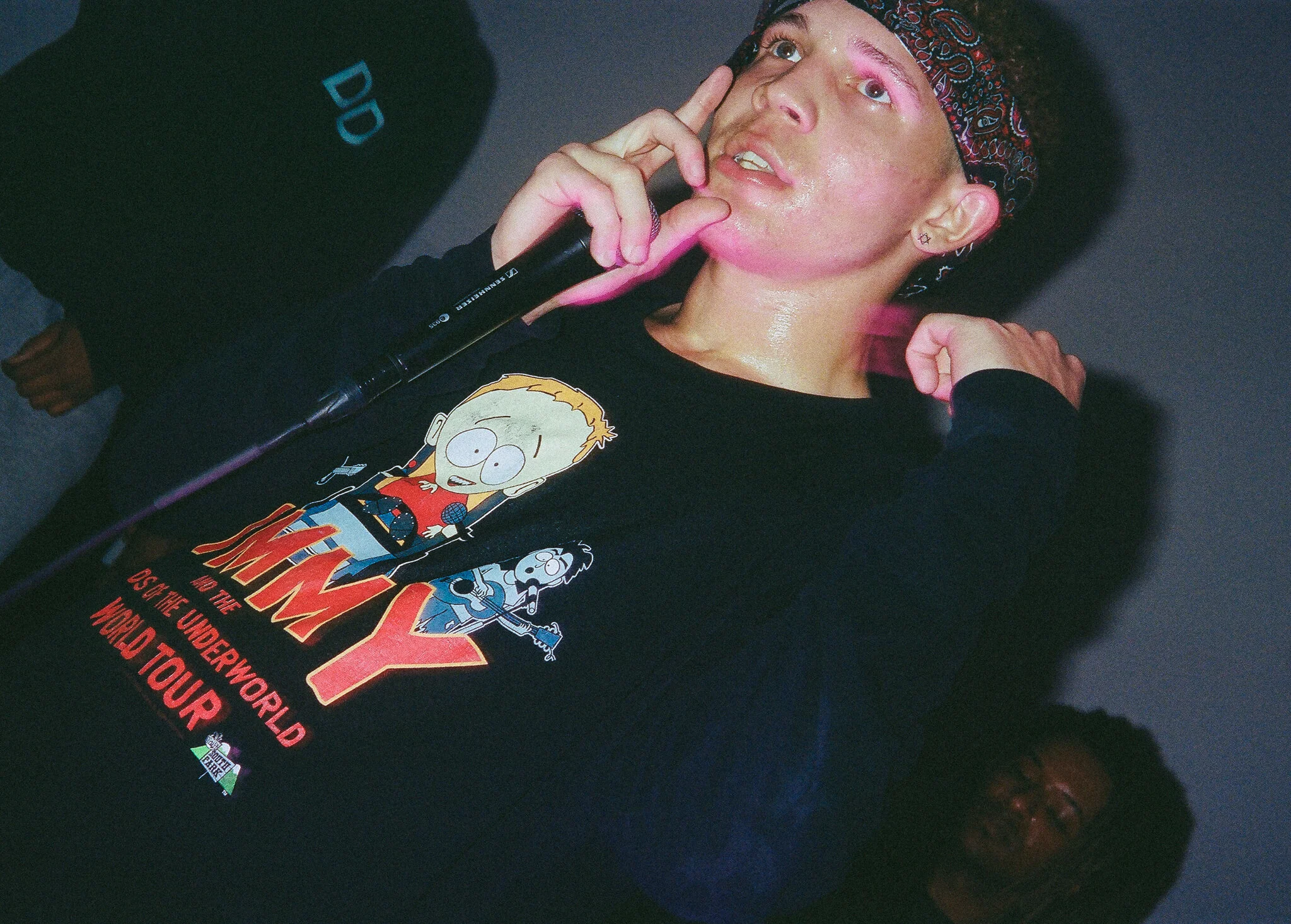 64400012-2.jpg