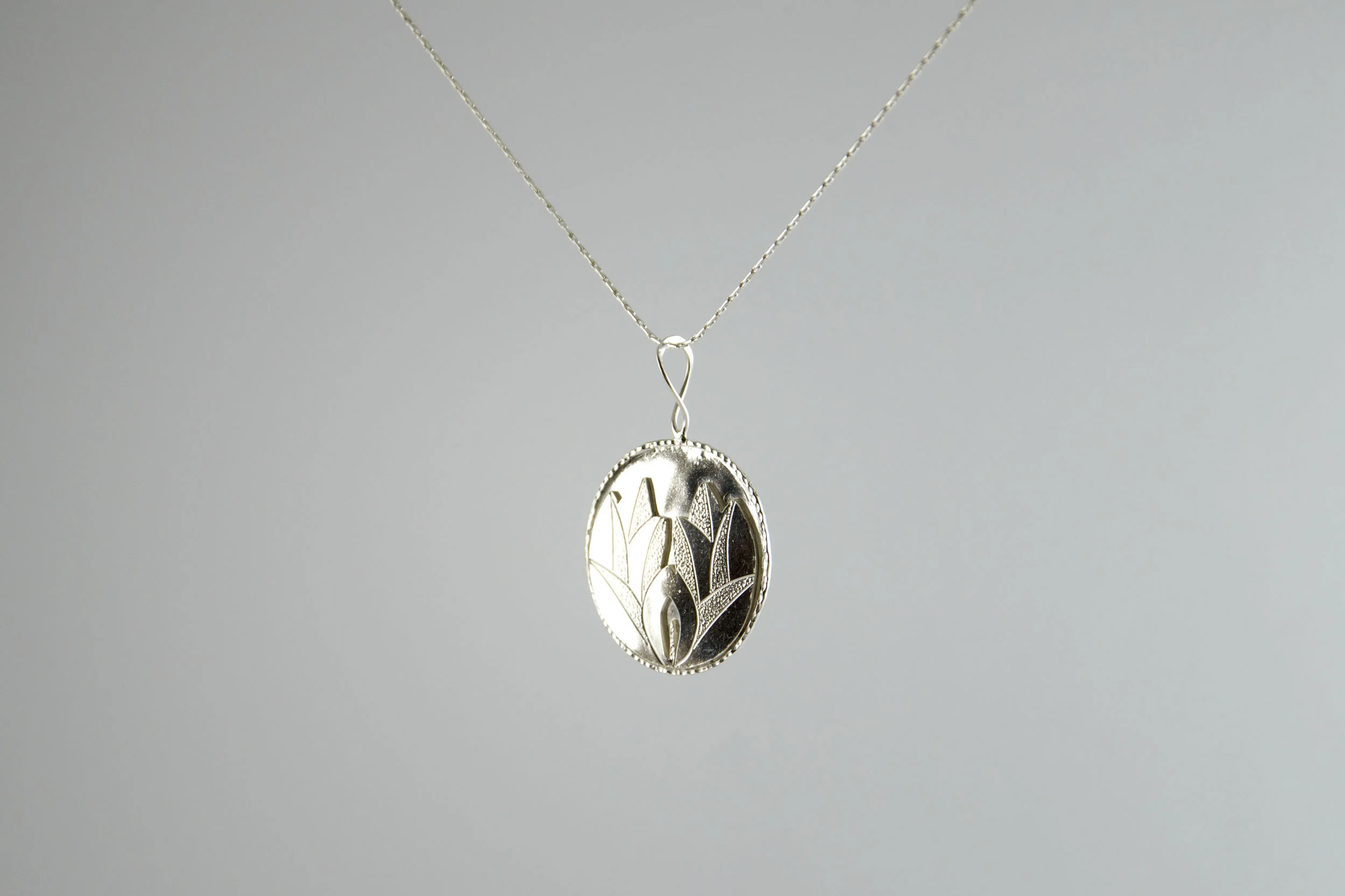 necklace 01.jpg