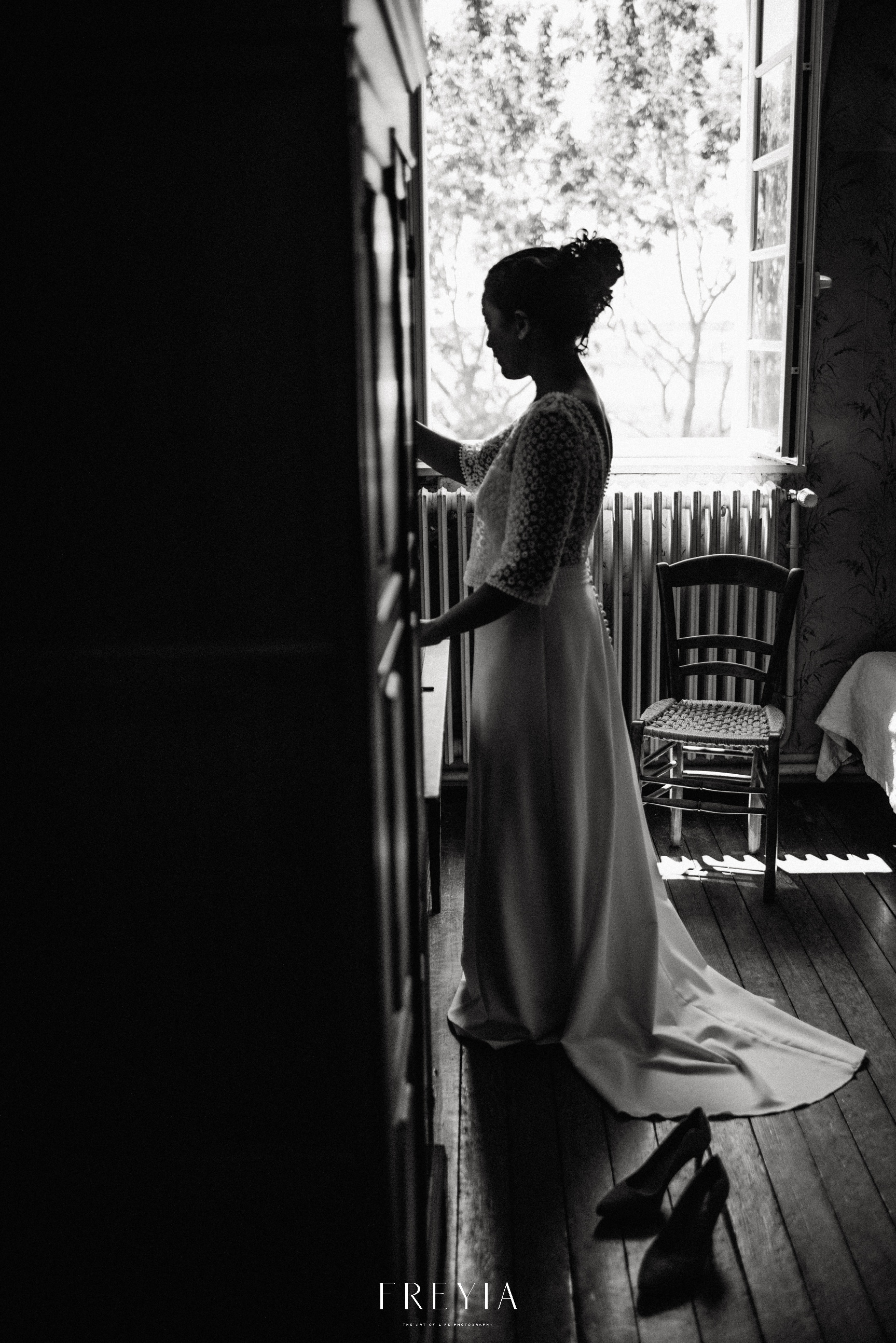 R + T |  mariage reportage alternatif moody intime minimaliste vintage naturel boho boheme |  PHOTOGRAPHE mariage PARIS france destination  | FREYIA photography_-77.jpg (Copy)