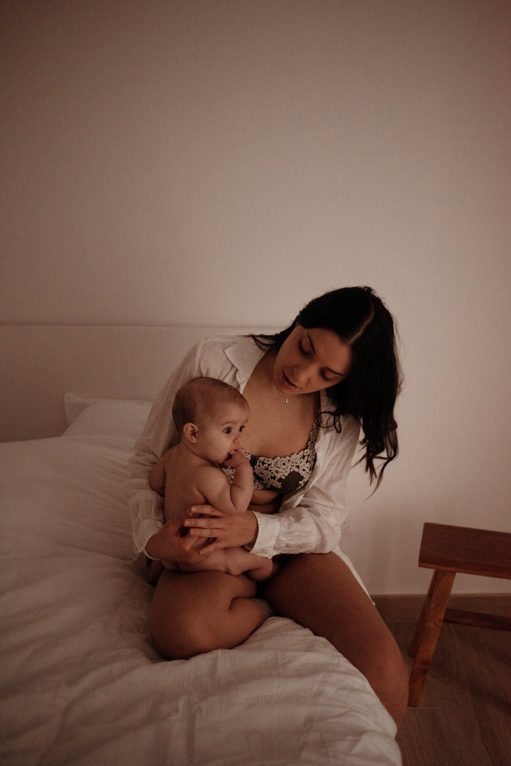  N + R seance photo nude motherhood allaitement maternite frejus cote d azur nice cannes grasse saint tropez var alpes maritimes photographe bebe nouveaune femme enceinte maternite grossesse |  (Copy)