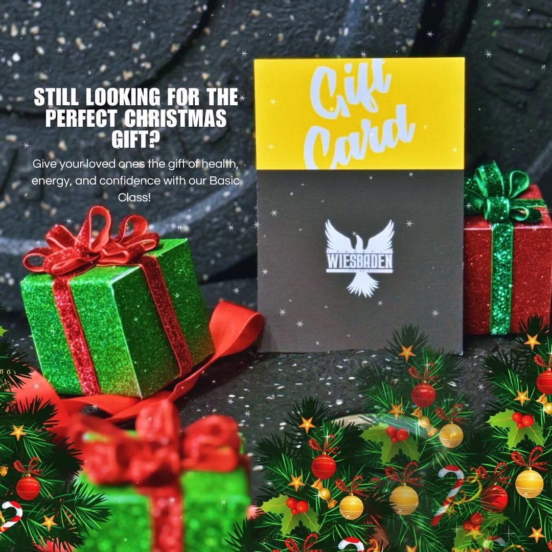 Du suchst noch nach dem perfekten Weihnachtsgeschenk? 🎁
Schenke St&auml;rke, Selbstvertrauen und einen frischen Start!
Unser Basic-Kurs ist perfekt f&uuml;r Einsteiger, die Technik lernen, fitter werden und Teil unserer Community werden m&ouml;chten