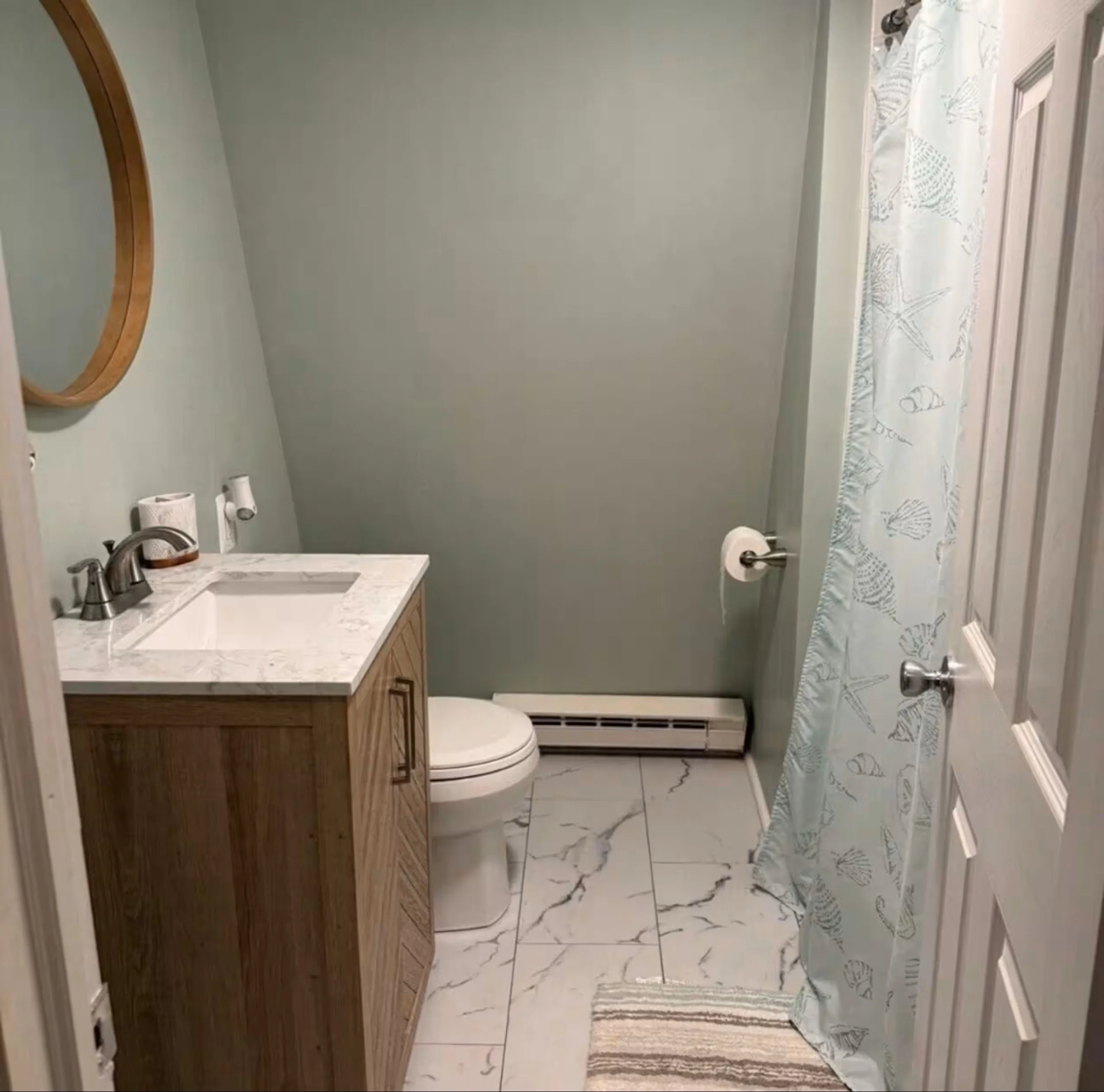 Upstairs bathroom