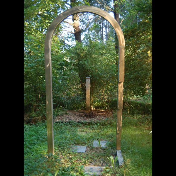 Arch, pavers and fountain, stainless steel, 1987. Sited at Leland Iron Works.
