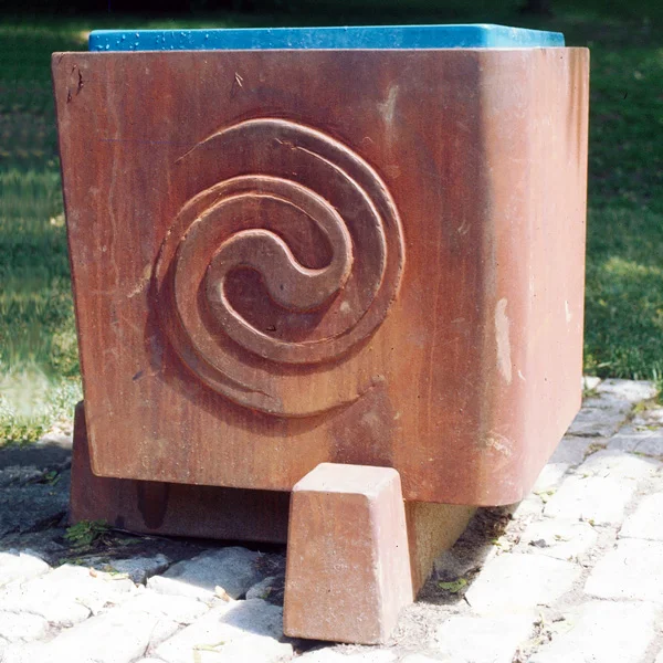 Heidi memorial, Overlook Park, Seattle, Washington Cor-Ten steel and porcelain enamel bird bath and seating area.