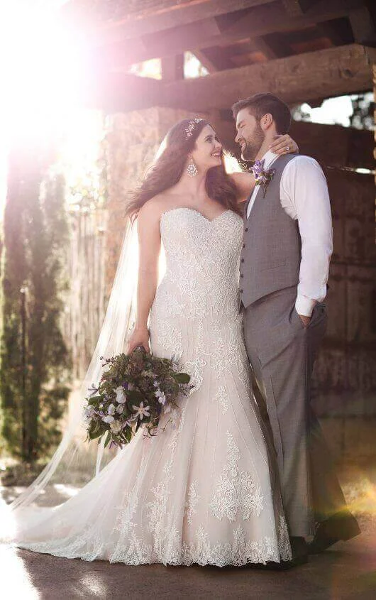 D2209-AD1-EveryBody.EveryBride-530x845.jpg