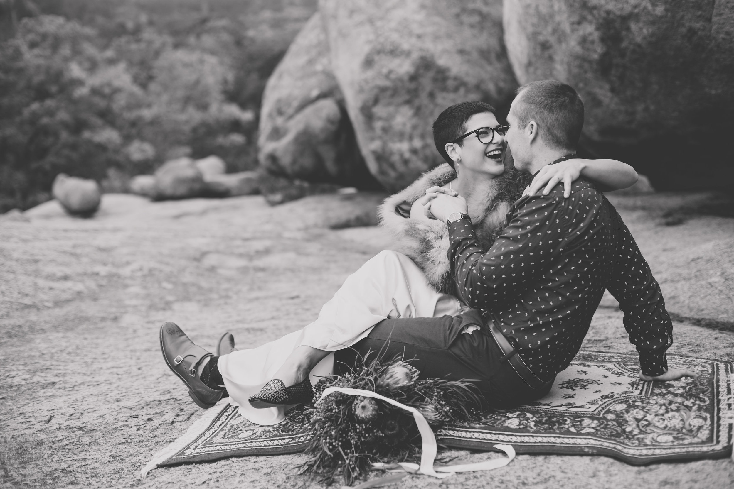 PattengalePhotography__StyledShoot_Wes&Jess_ElephantRockStatePark_Boho_Modern_StLouis_-20.jpg