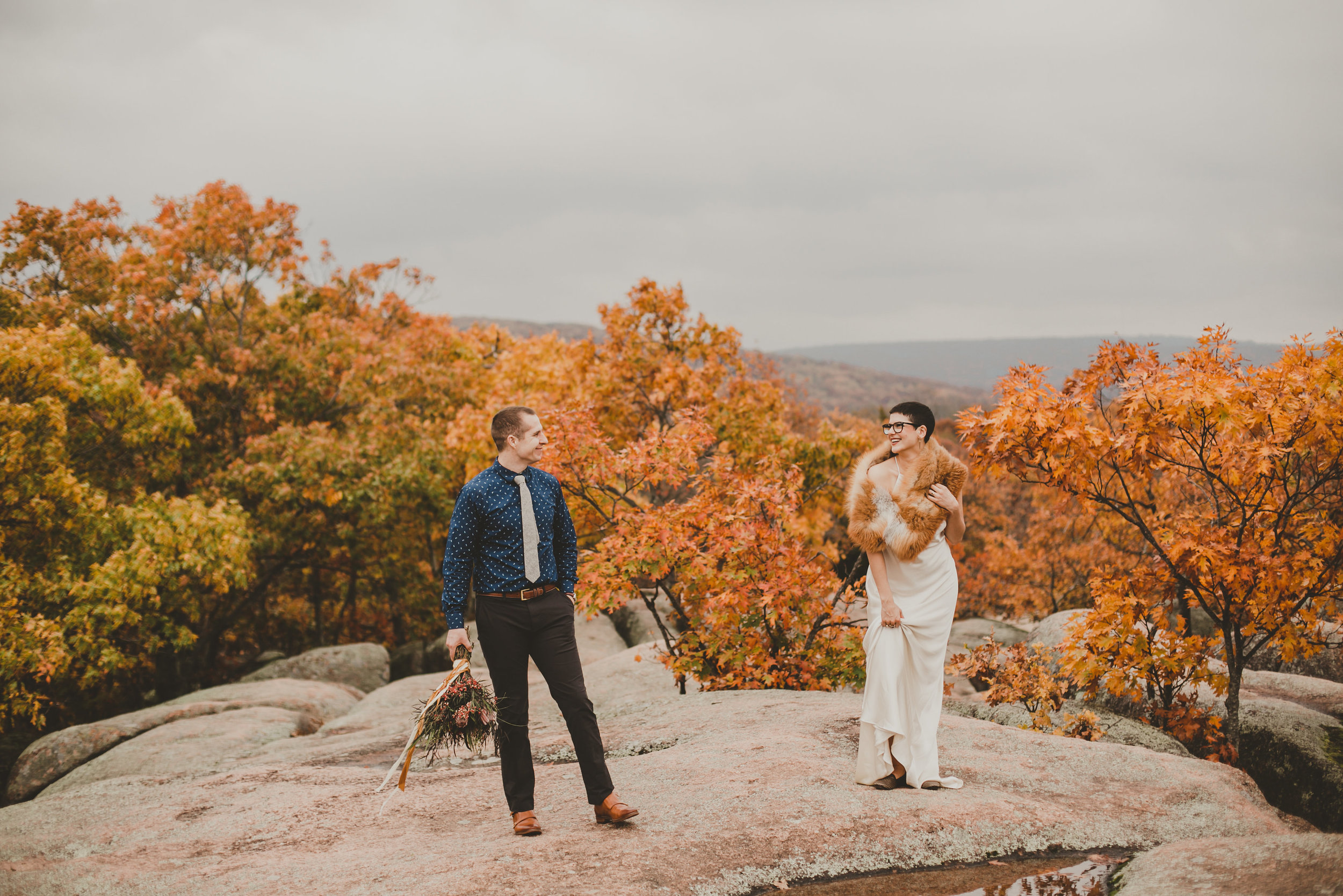 PattengalePhotography__StyledShoot_Wes&Jess_ElephantRockStatePark_Boho_Modern_StLouis_-62.jpg