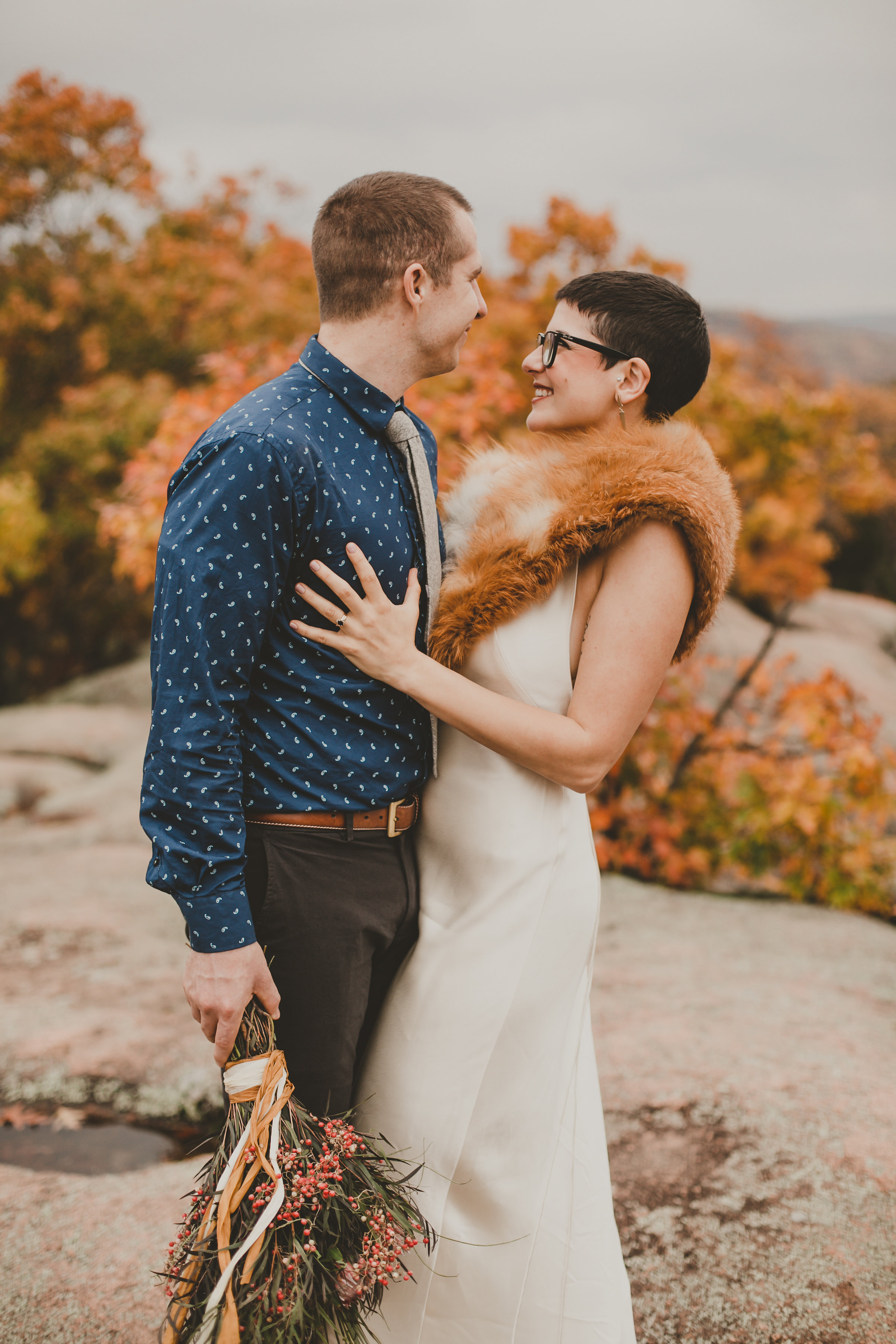 PattengalePhotography__StyledShoot_Wes&Jess_ElephantRockStatePark_Boho_Modern_StLouis_-90.jpg
