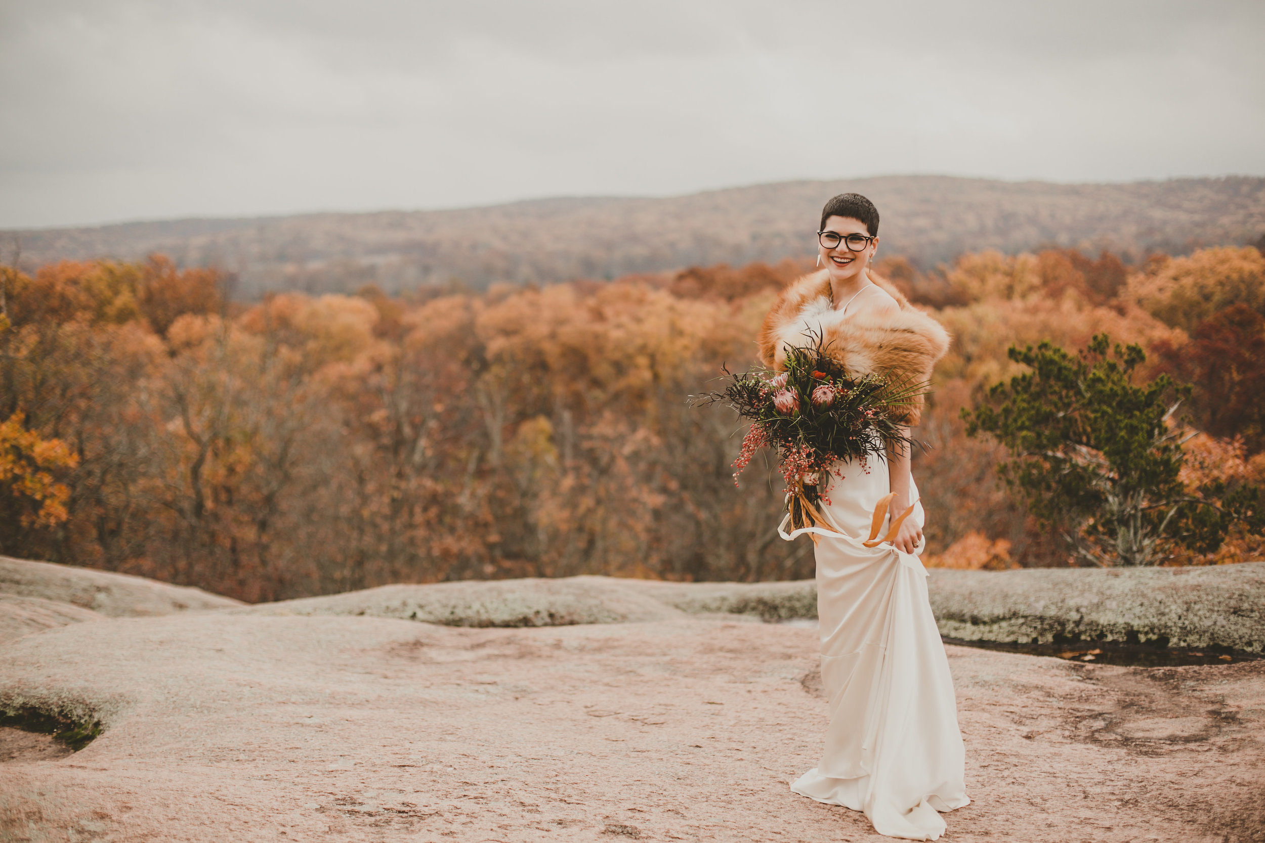 PattengalePhotography__StyledShoot_Wes&Jess_ElephantRockStatePark_Boho_Modern_StLouis_-228.jpg
