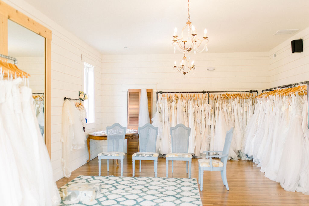 8 Bridal Shops in Chicago to Shop Your Favorite Designers