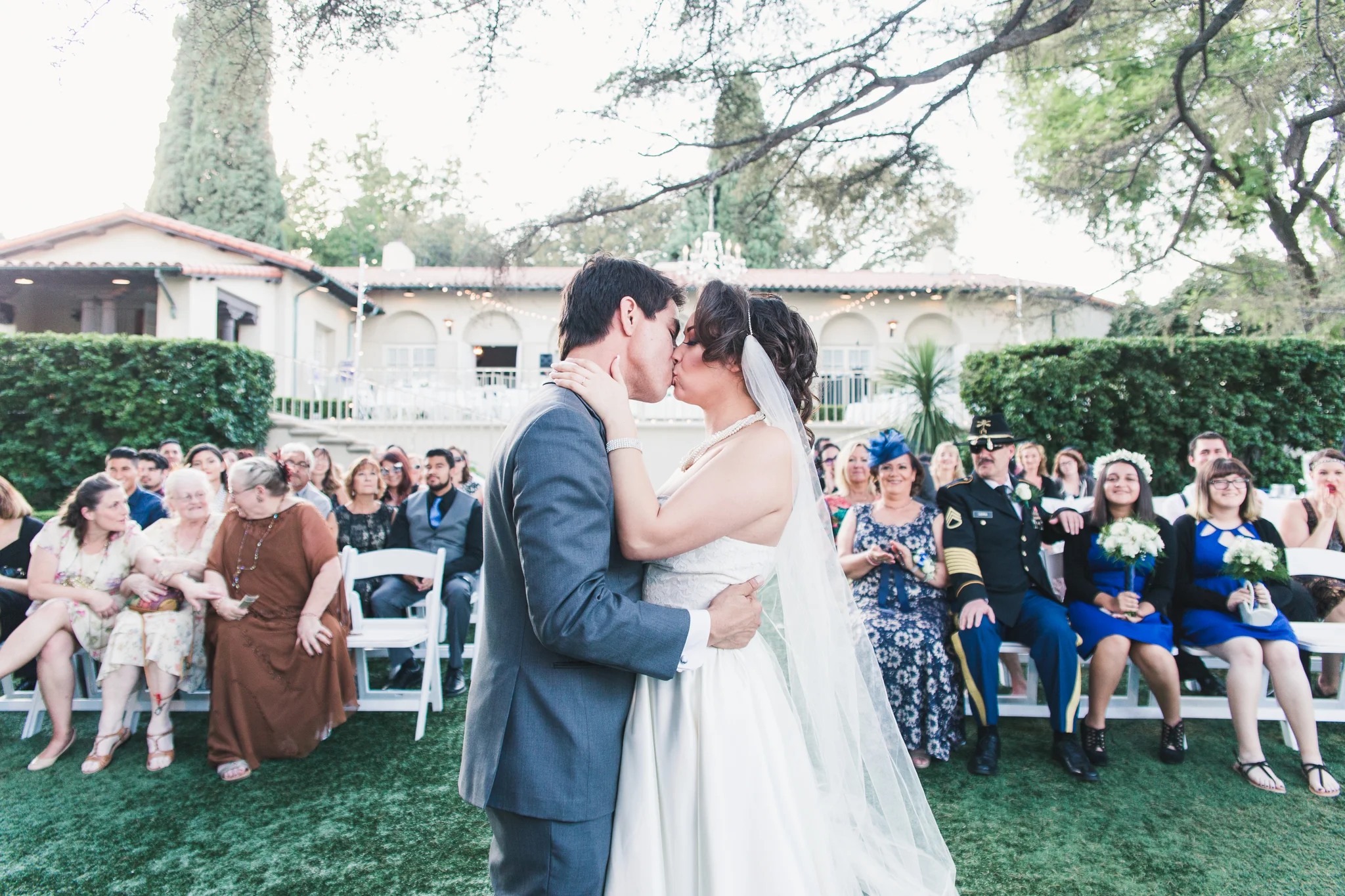 entry-23-francestang_thirdlensphoto_thekiss.jpg