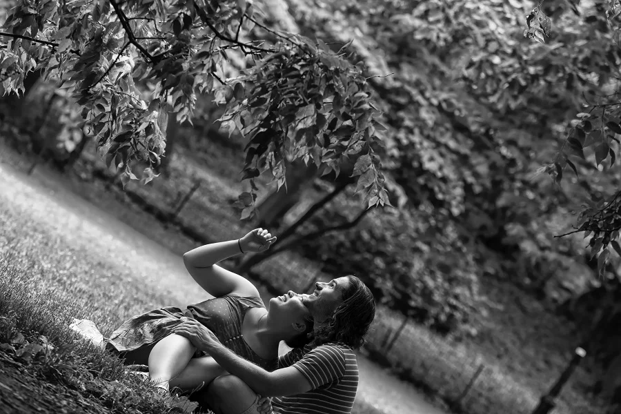 entry-36-devaakman_devaphotography_loveintheair.jpg