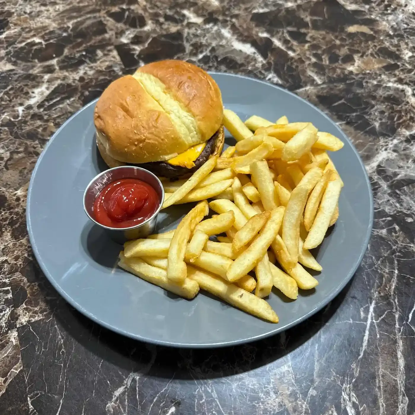 Order burgers online Cedar Falls