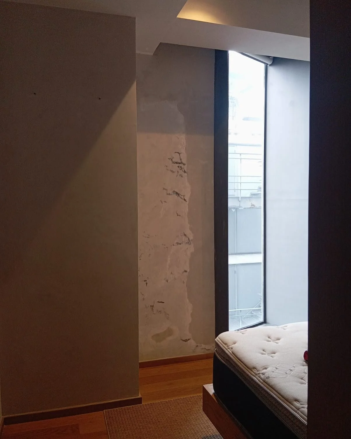 El tiempo. Ese enemigo imparable que destruye todo lo que le habita. Sabemos que algo de divino hay en nosotros porque tendemos a traer orden a una naturaleza ca&oacute;tica que tiende al desorden. Esto lo entienden bien los monjes japoneses que medi