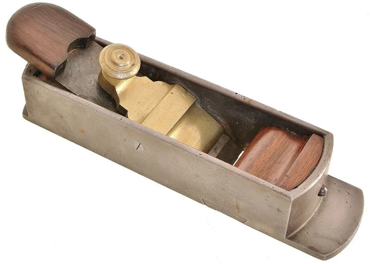  A vintage miter-plane. Hard to find and pricey. 