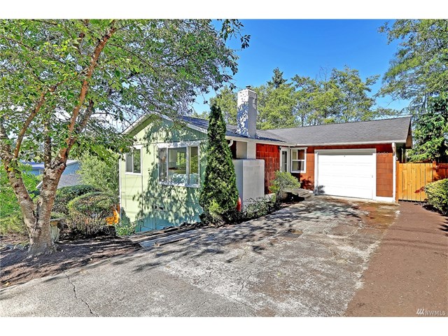 5456 31st Ave SW, Seattle WA 98126 SOLD for $492,000 For more photos & information, click here.