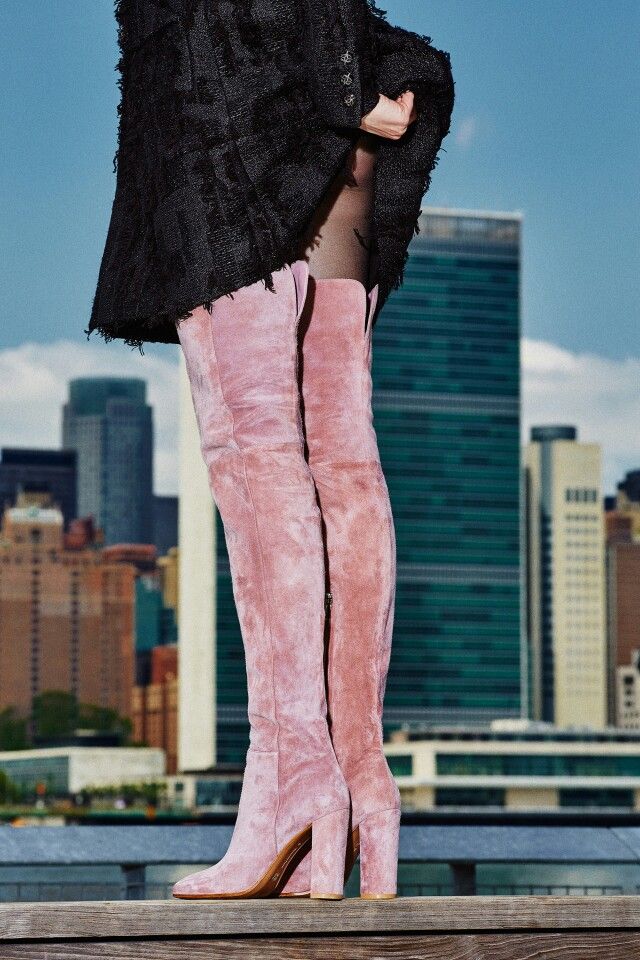 db73751026d95cacd2ebc9a71f411821--w-magazine-fall-boots-1.jpg