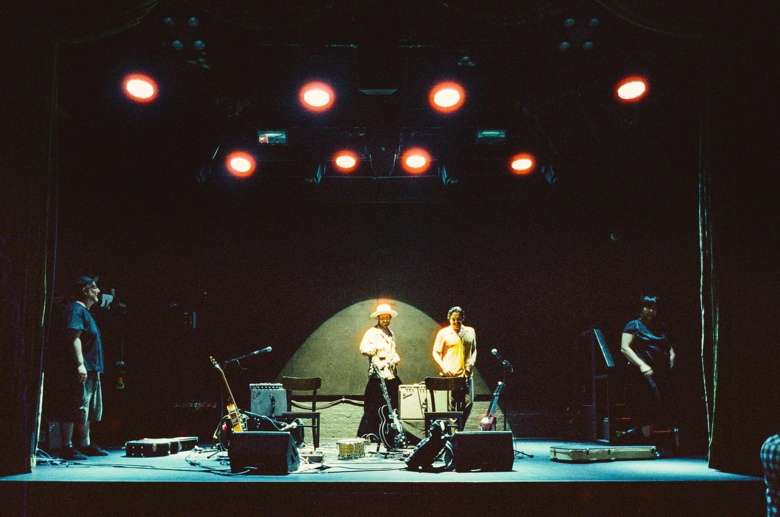 558052_0036.jpg