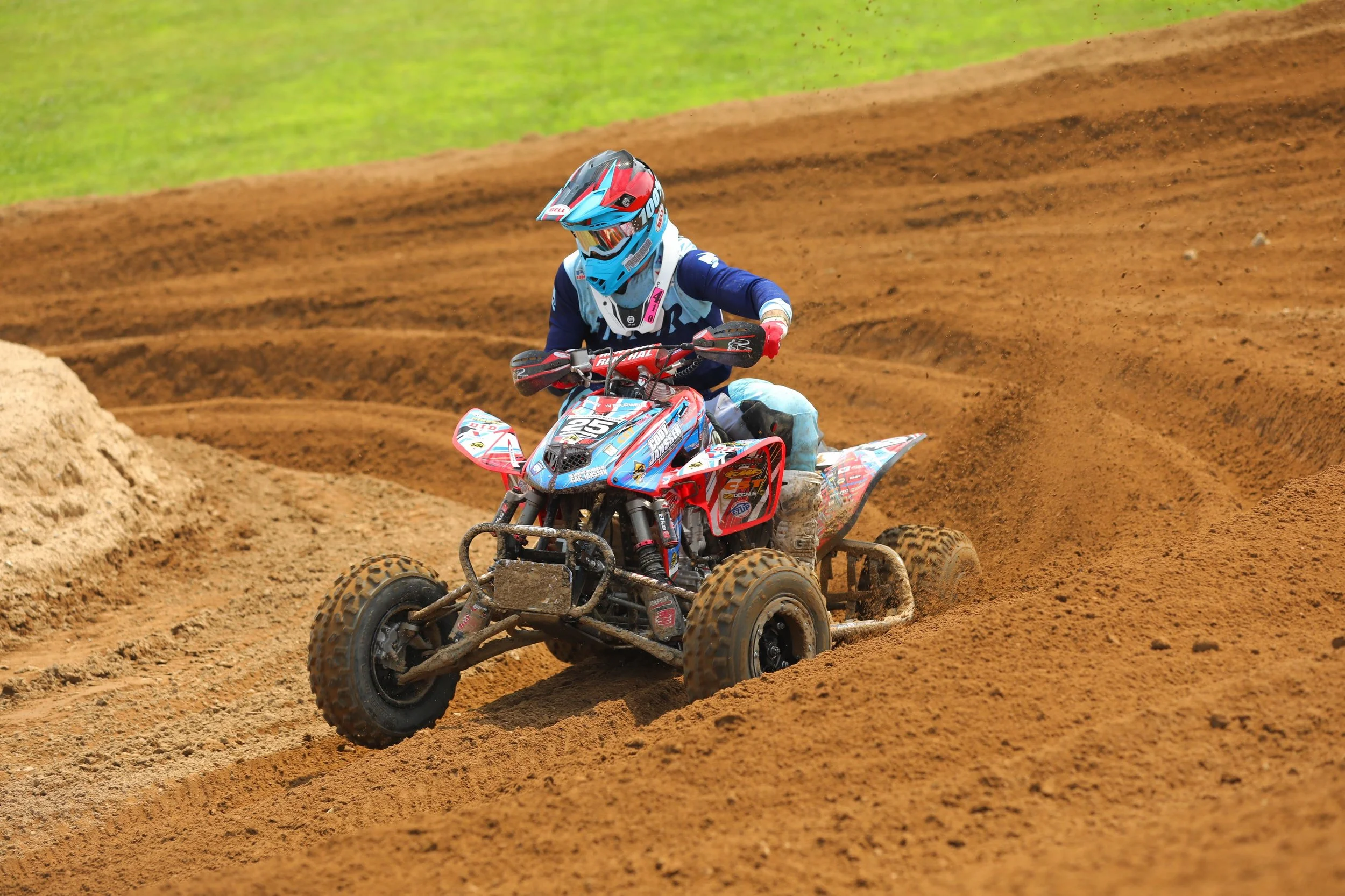 Janssen Wins Moto 2 to Salvage RedBud, Loretta Lynn’s Finale will Decide National Championship