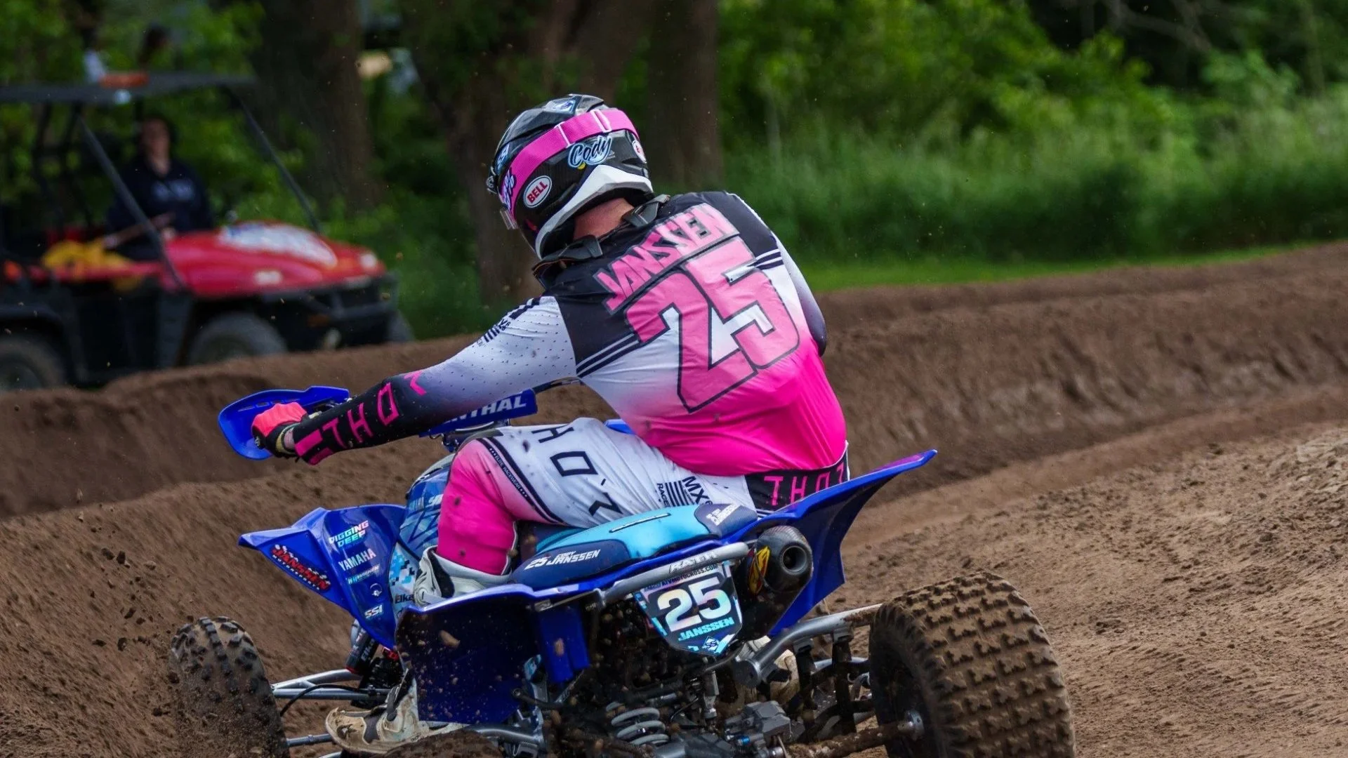 JANSSEN CLAIMS 47TH NATIONAL VICTORY AT SUNSET RIDGE
