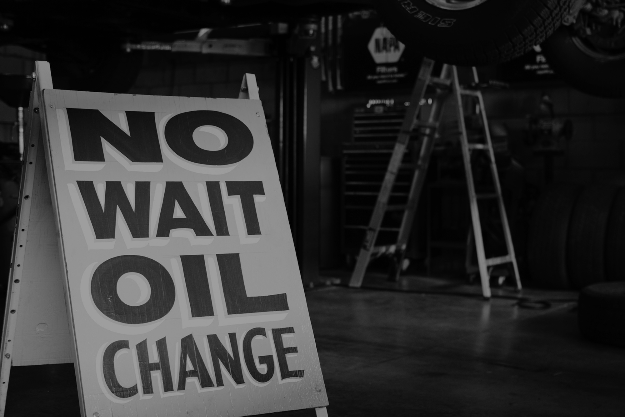 bw_oil_sign.jpg