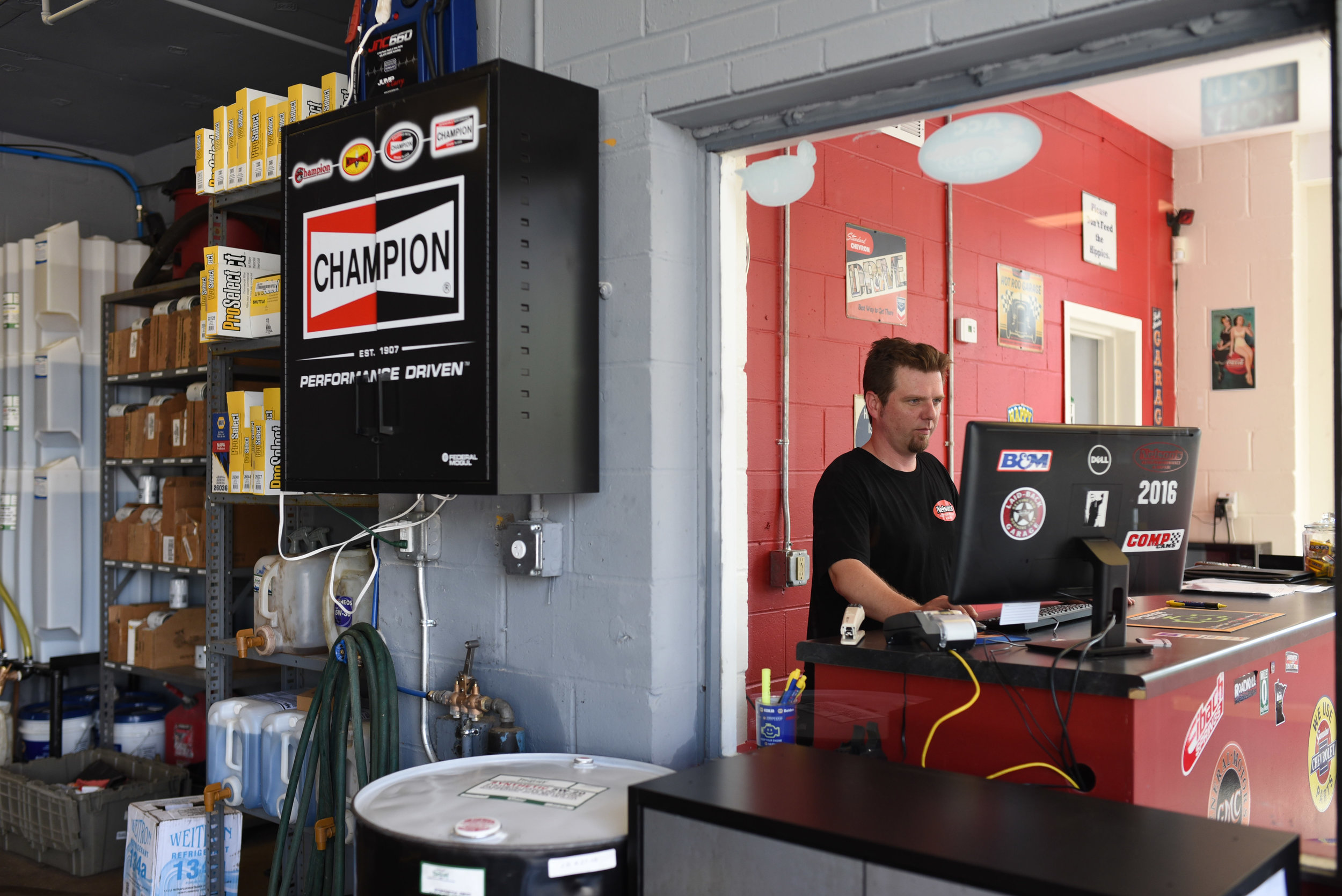 Nelson's auto repair shop in Minneapolis 