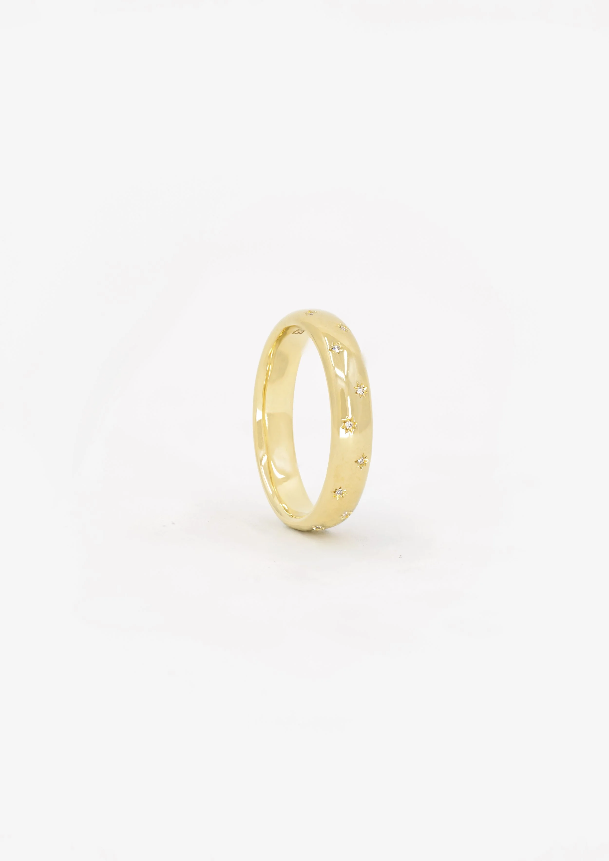 Nomad Ring - Wedding band