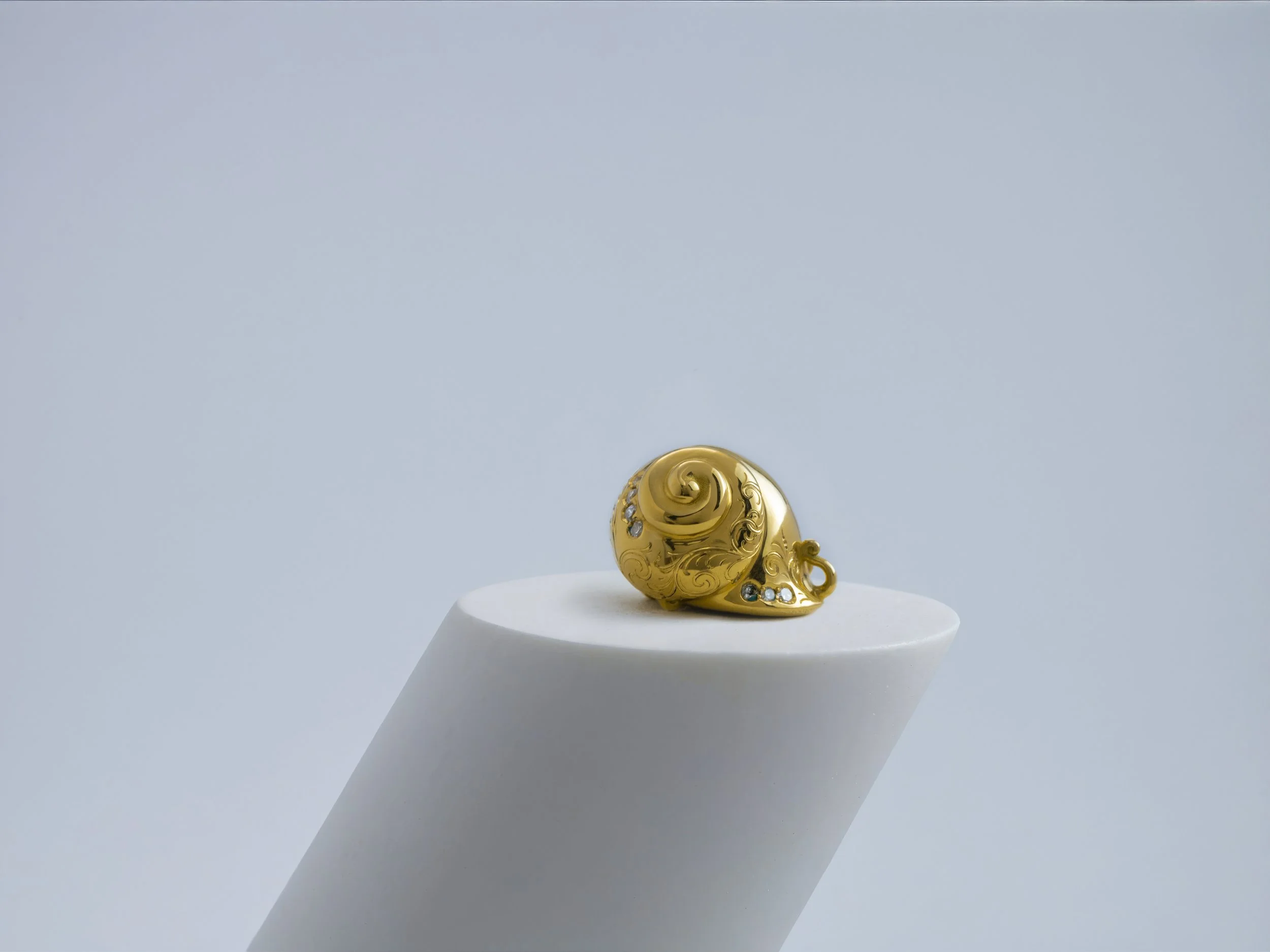 Guardian Pendant Agnes Snail