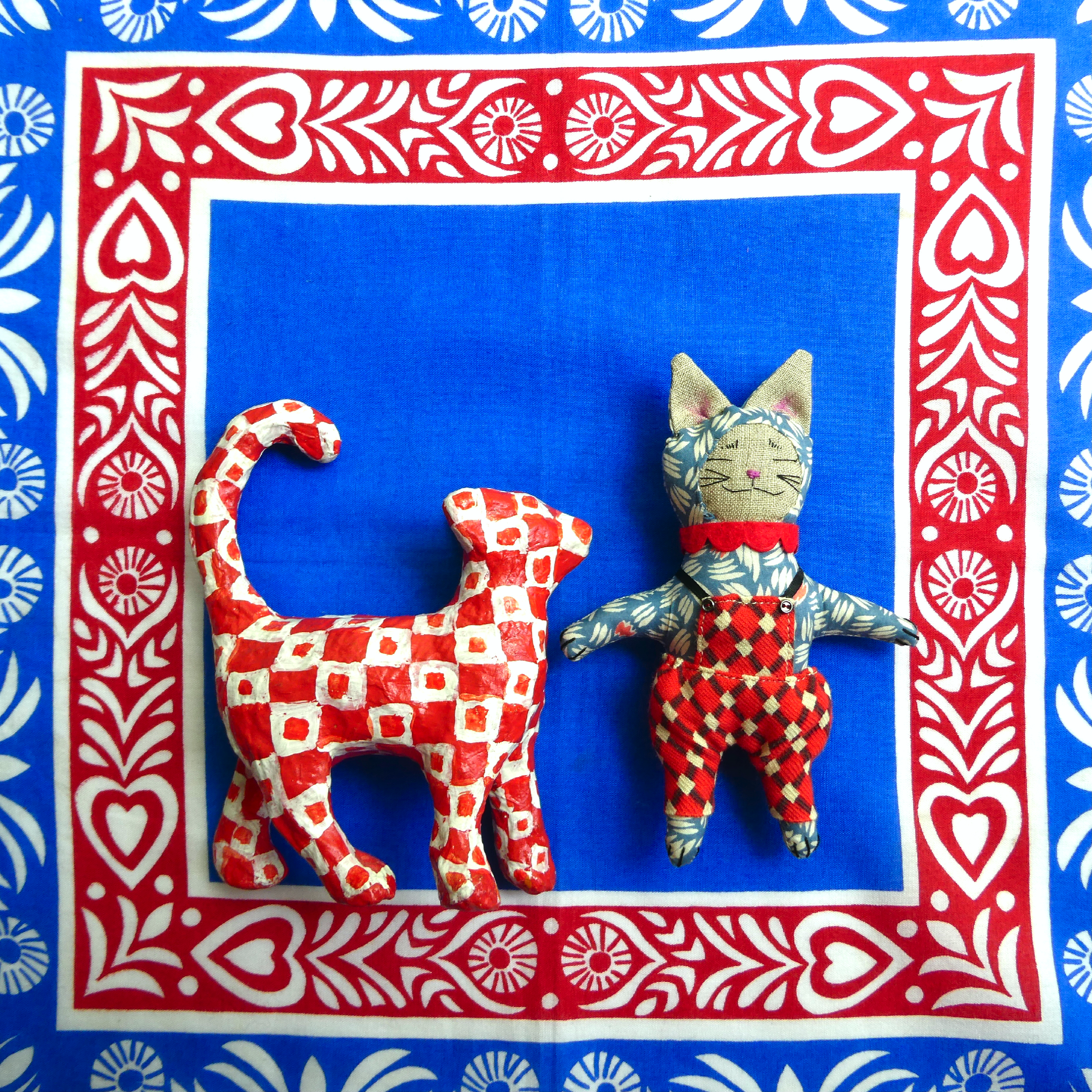 Chico : hankie and cat.png