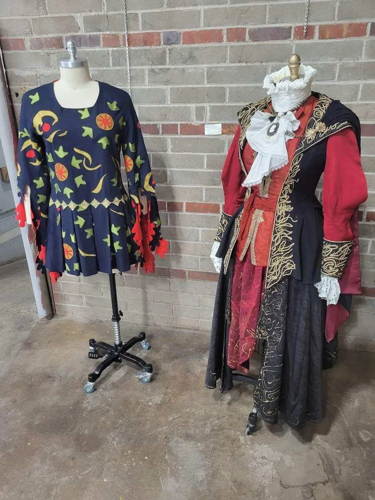 4 renfest and vampire costume.jpg