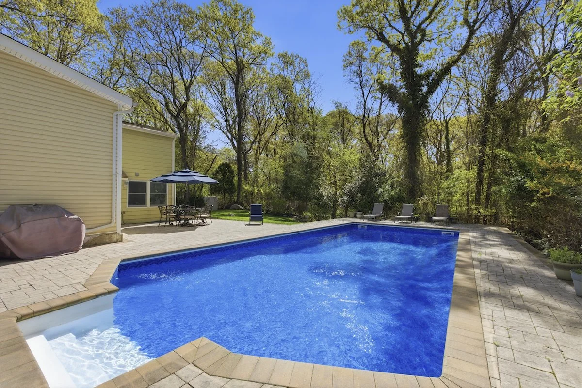 26 Woodchuck Ln-3.jpg