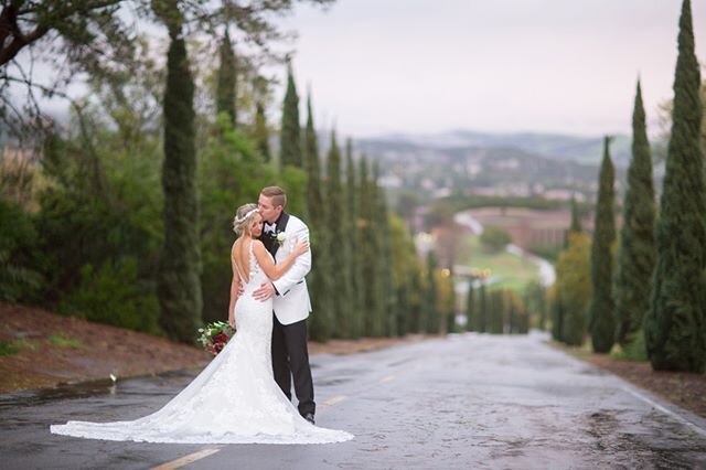 There's not one thing I would change or undo⠀⠀⠀⠀⠀⠀⠀⠀⠀
Cause all my life's been a road to you ✨⠀⠀⠀⠀⠀⠀⠀⠀⠀
-Foo Fighters⠀⠀⠀⠀⠀⠀⠀⠀⠀
.⠀⠀⠀⠀⠀⠀⠀⠀⠀
.⠀⠀⠀⠀⠀⠀⠀⠀⠀
.⠀⠀⠀⠀⠀⠀⠀⠀⠀
Photographer: @ashleywestworks @kameejune⠀⠀⠀⠀⠀⠀⠀⠀⠀
Florals: @flourandflower⠀⠀⠀⠀⠀⠀⠀⠀⠀
Coord