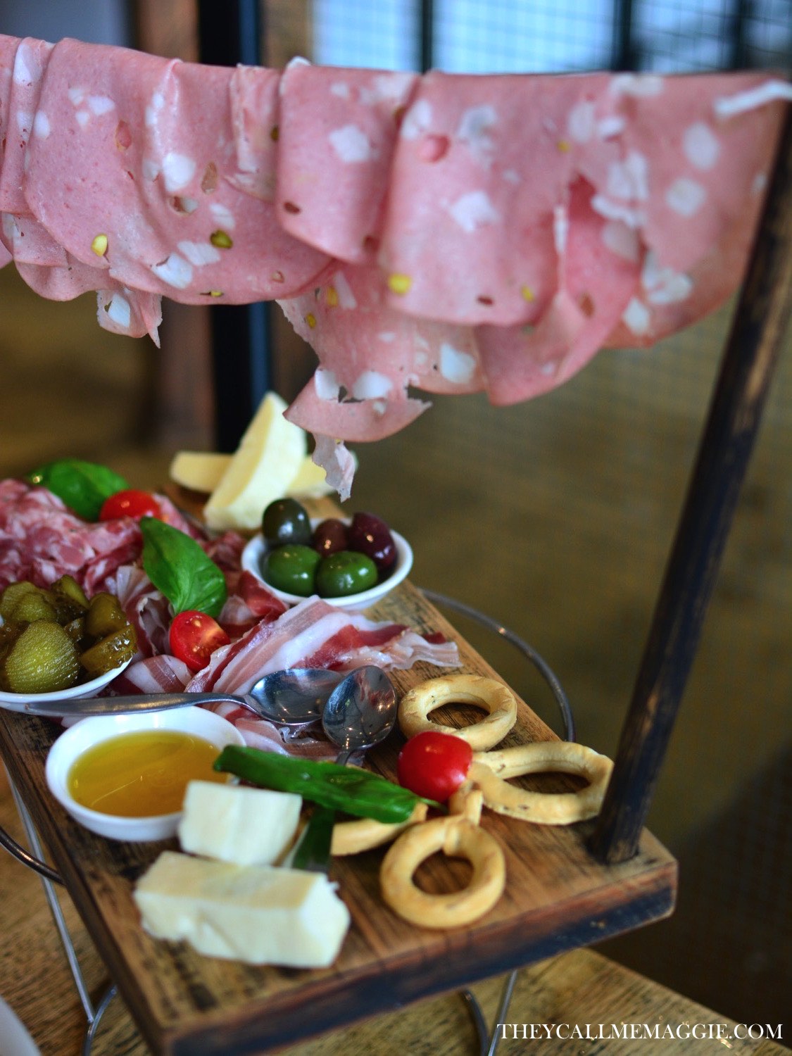 Degustazione mista - a selection of Italian cured meats and cheeses
